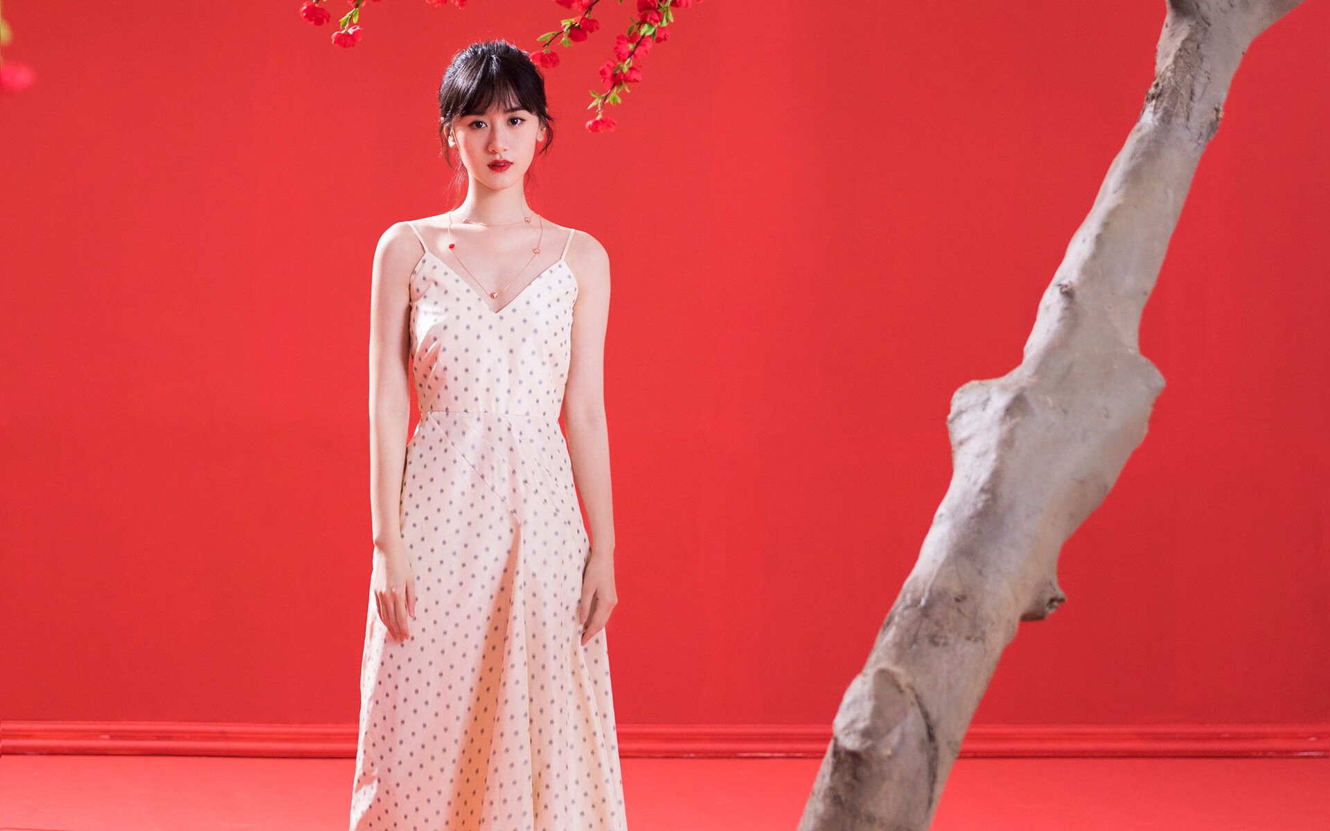 足球比赛文化创意衍生品销售数据增长显著，足球产品营销方案